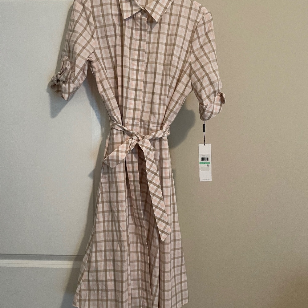 Calvin Klein Woman’s Plaid size 8 knee length dress